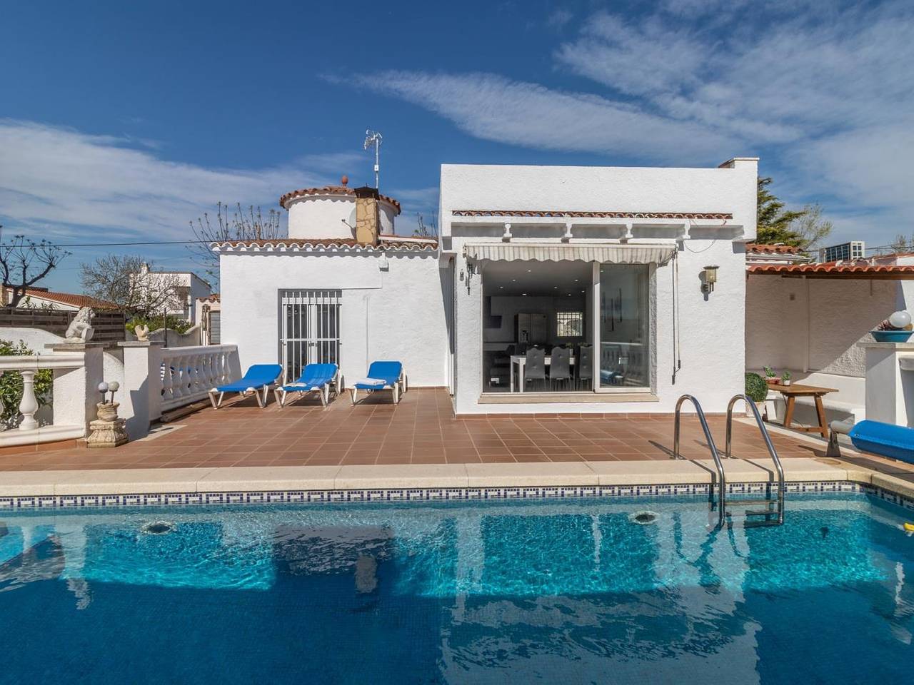 Ferienhaus für 8 Personen mit Pool in Empuriabrava, Oberampurien