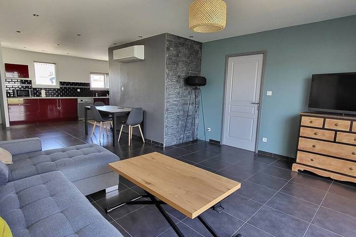 Gîte pour 6 personnes, avec terrasse et jardin, animaux acceptés à Villedoux