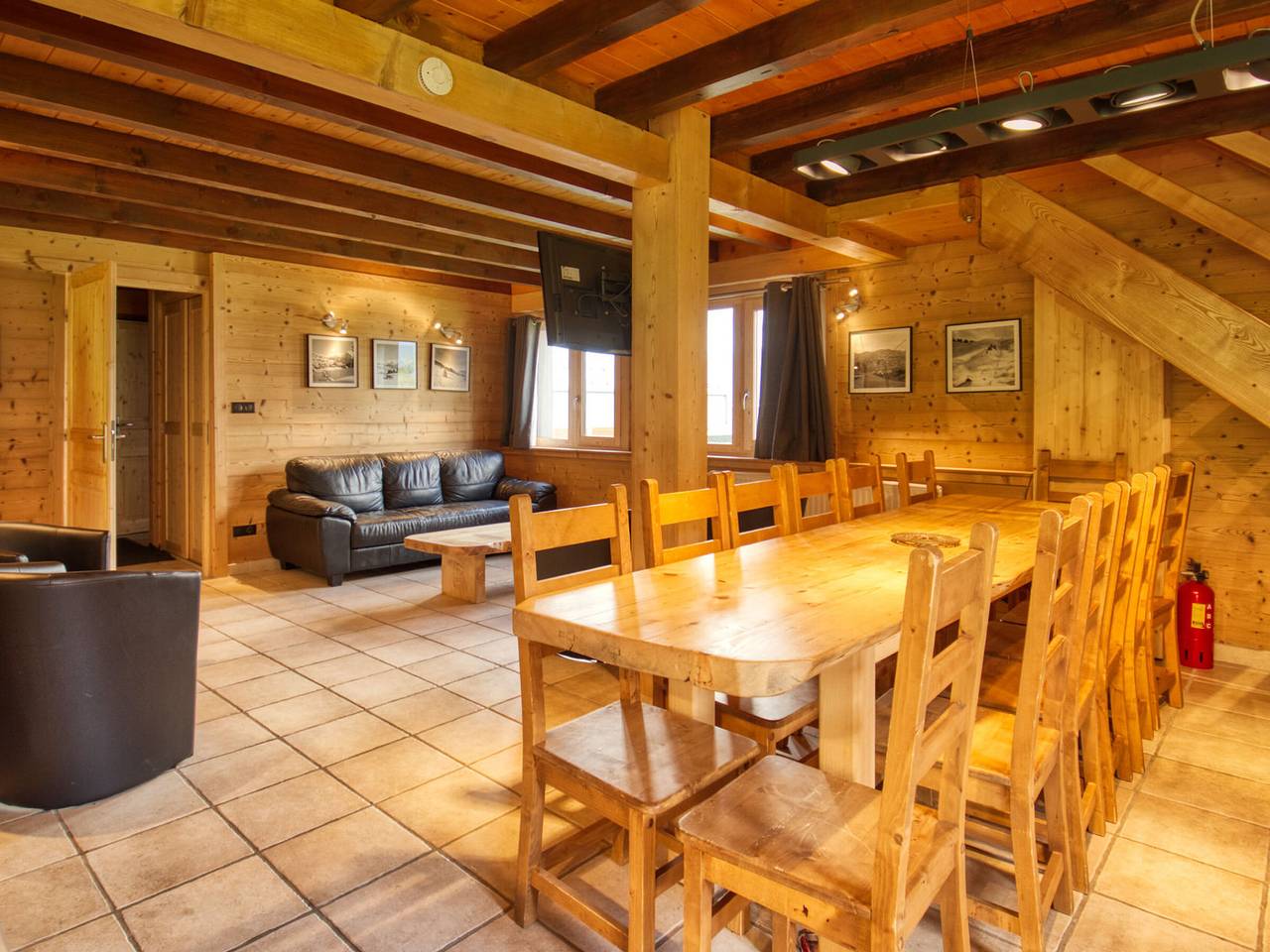 Chalet au pied des pistes, sauna et terrasse, pour 12 pers. in Station de Morillon, Grand Massif