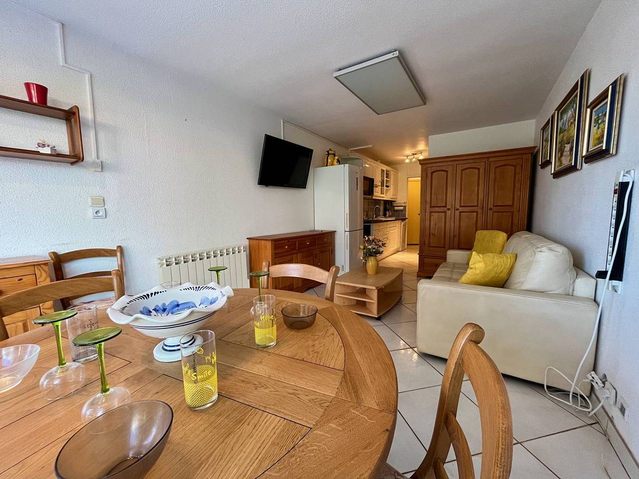 Apartamento entero, Estudio cabina 2 plazas cerca de la playa en La Londe-les-Maures in La Londe-les-Maures, Region de Toulon