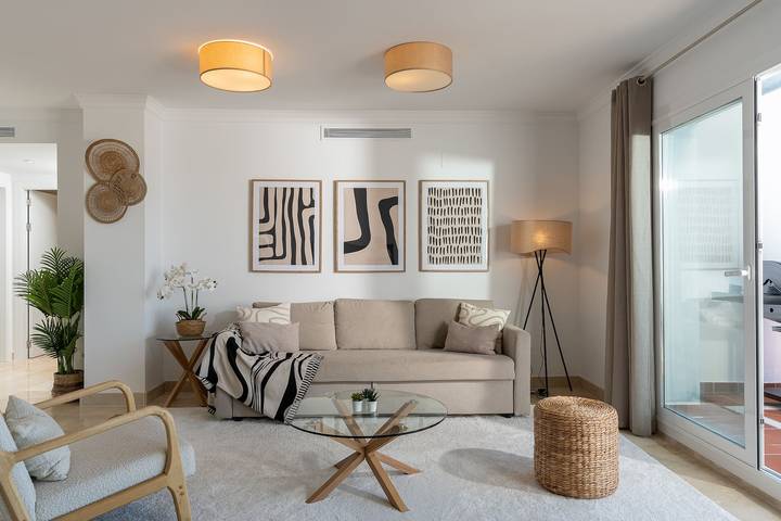 Apartamento entero, Luxurious penthouse with mountain and sea view 422 in Val de Guadalmina, Benahavís
