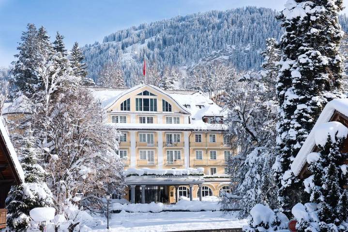 Hotel für 3 Personen, mit Whirlpool und Terrasse sowie Garten und Pool in Gstaad