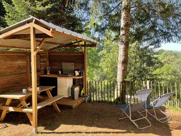 Glamping voor 4 Personen in Saint-Constant-Fournoulès, Centraal Massief, Afbeelding 3