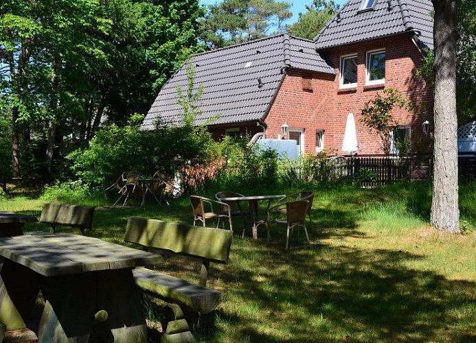 Ganze Ferienwohnung, Ferienwohnung Schwalbennest_Og re in Nebel, Amrum