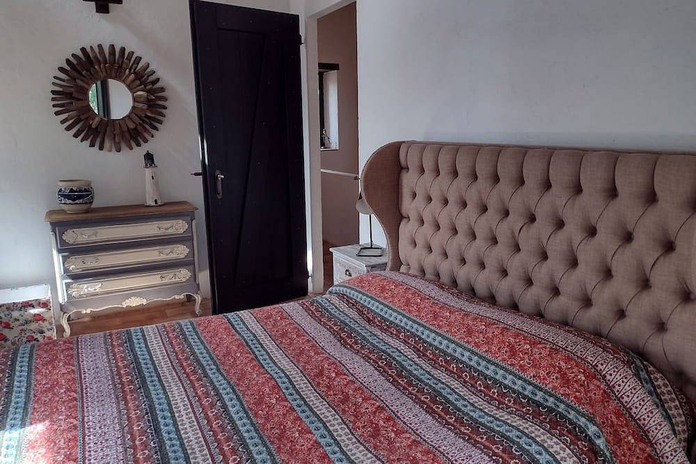 Idyllic Villa , Magnificent Views, Stunning location, Pool, in Monte San Martino, Macerata Provinz