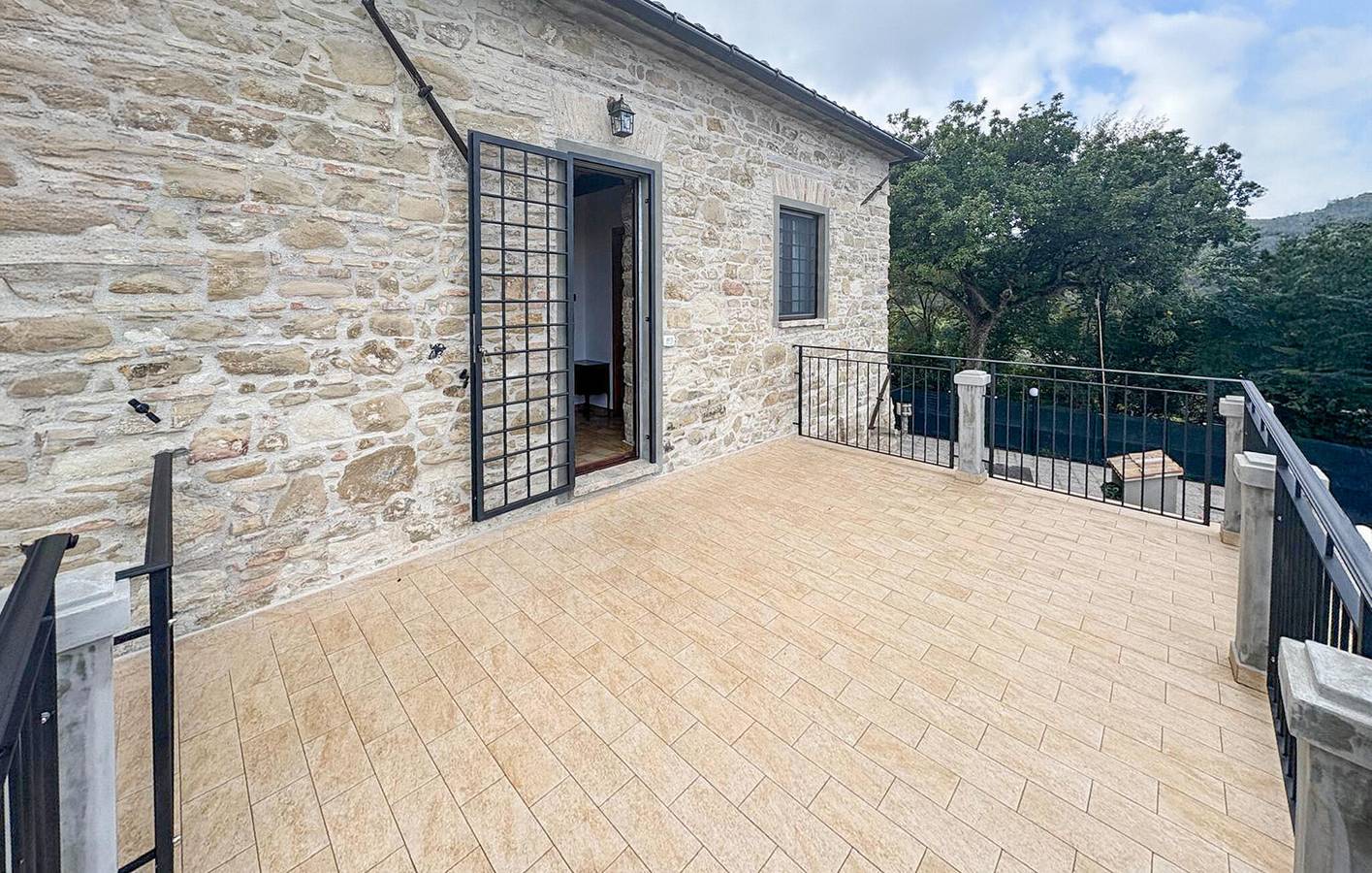 Vakantiehuis voor 8 personen met terras in Cingoli, Provincie Macerata