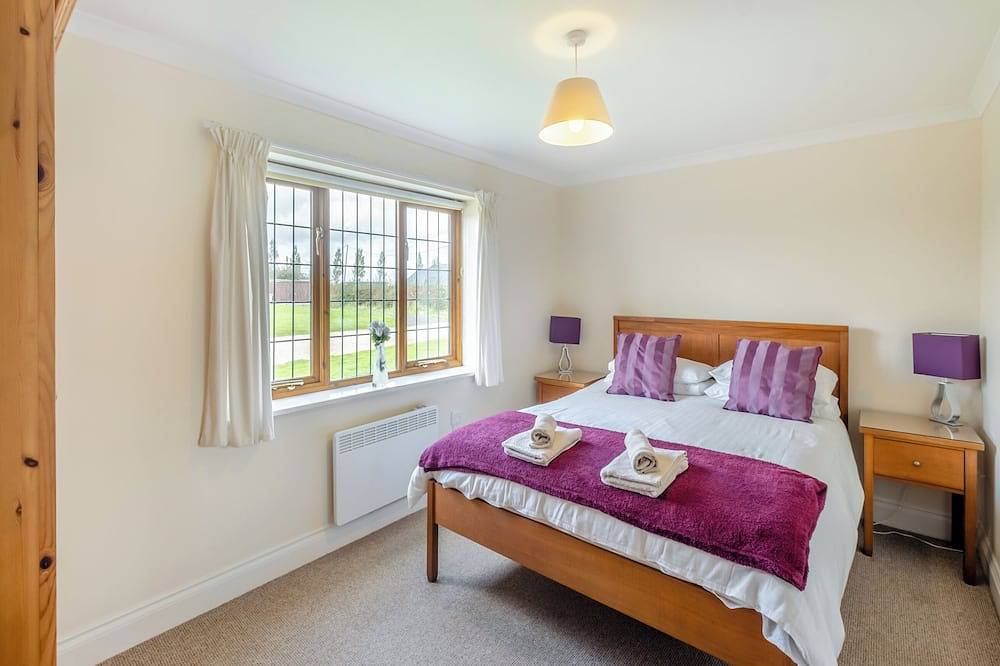 Fair Isle Holiday Cottages - Hill Top Barn in Newport (Isla de Wight), Isla de Wight