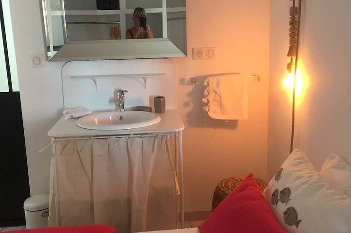 Location de vacances pour 2 personnes, avec terrasse, animaux acceptés à Ghisonaccia - 2