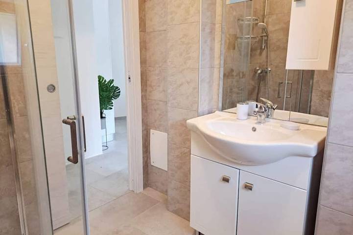 Appartamento intero, Nei pressi di Porlezza (Casa Enzo) in Cressogno, Valsolda