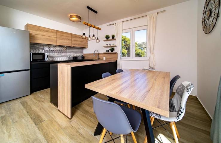 Villa für 7 Personen, mit Garten auf Rab - 3