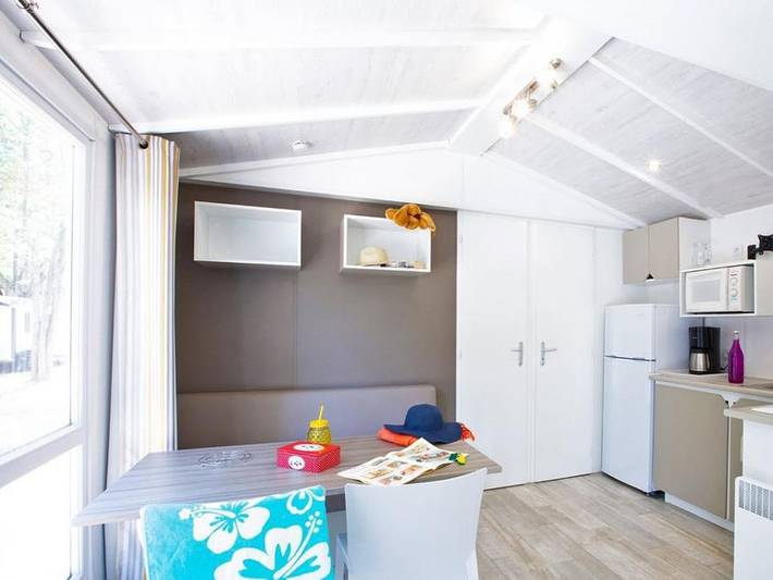 Camping pour 4 personnes, avec bassin pour enfant à Millau - 3