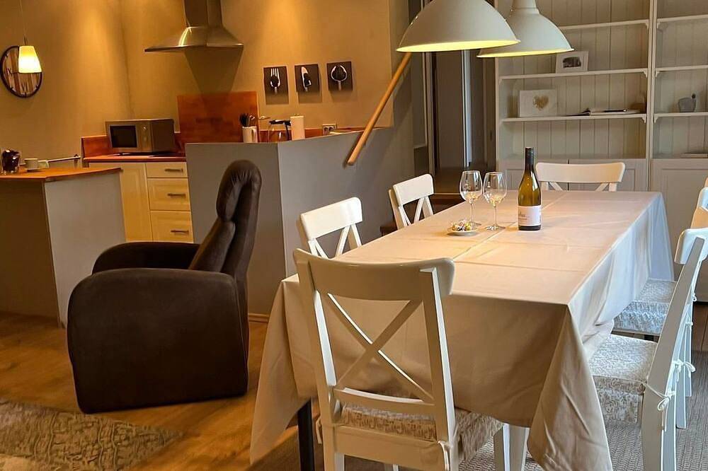 Appartement/fewo, Dusche, Wc, Terrasse - Fewo-nuwenstat in Neustadt-Stadtmitte, Neustadt an der Weinstraße