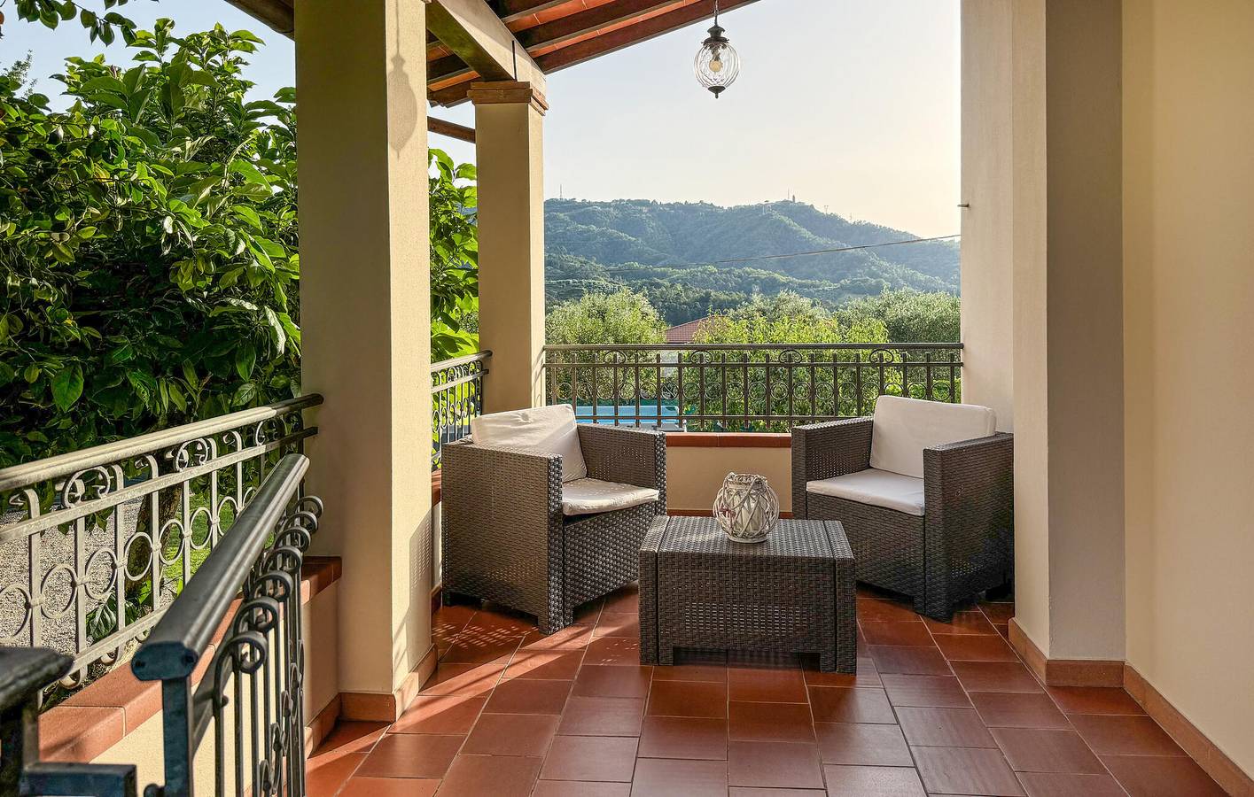 Appartement de vacances entier, Camaiore Retreat : 100sqm, A/C, Piscine, Parking, Jardin, WiFi in Camaiore, Riviera Italienne