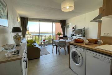 Gîte pour 4 personnes, avec piscine et jardin dans Plage du pont tournant