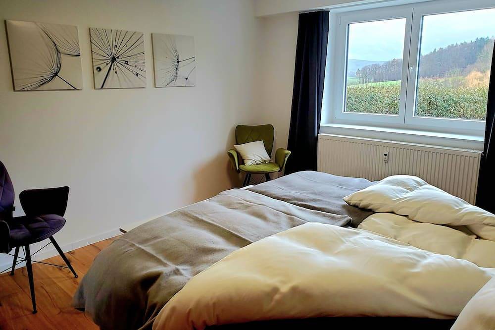 Ganze Wohnung, \"Kleine Auszeit\"  - traumhafter Blick in die fränkische Natur - ideal für Biker. in Scheßlitz, Landkreis Bamberg