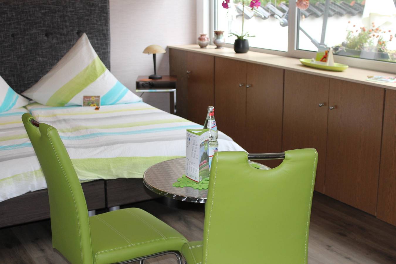 Appartamento intero, 2-Bett-Ferienwohnung, Studio in Zulpich, Eifel (Nordrhein-Westfalen)