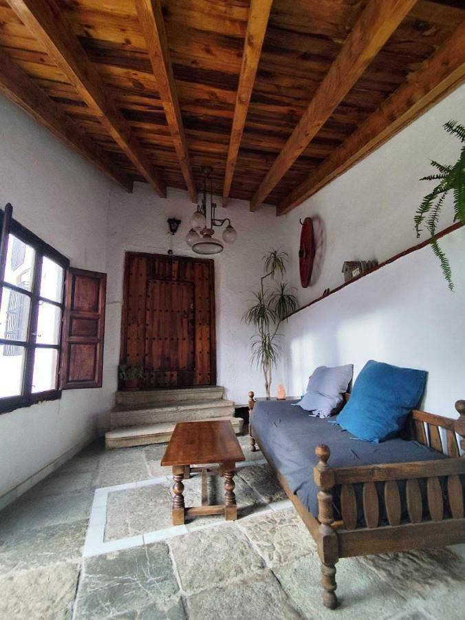Gîte pour 4 personnes, avec terrasse et vue, animaux acceptés dans Paulenca