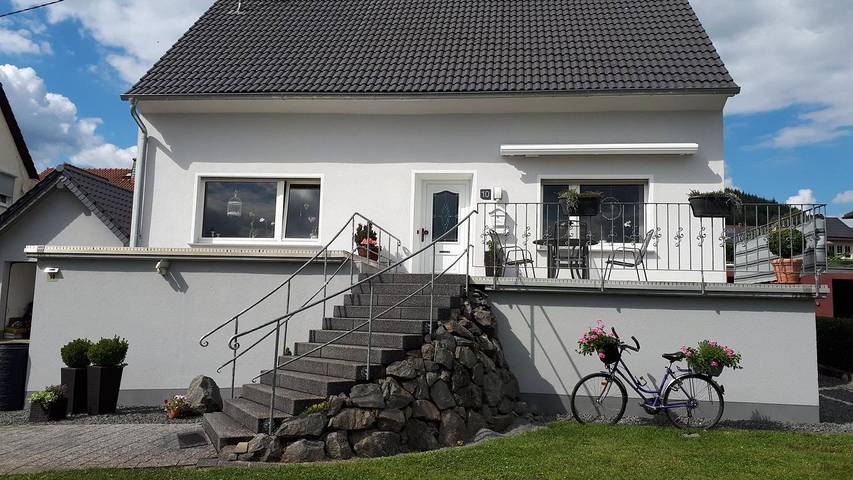 Vakantiewoning voor 2 personen, met tuin en terras, kindvriendelijk in de Vulkaan-Eifel