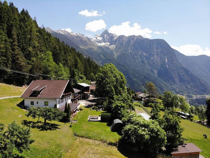 Ferienwohnung für 5 Personen, mit Balkon und Garten
