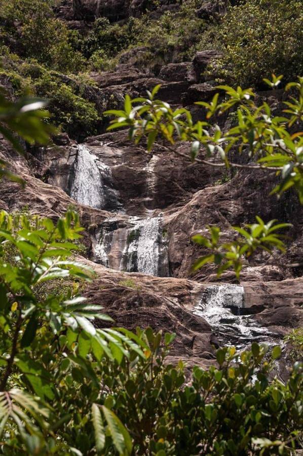 Casas e apartamentos de temporada para 20 pessoas, com vista e balcão em Santa Cruz de Minas