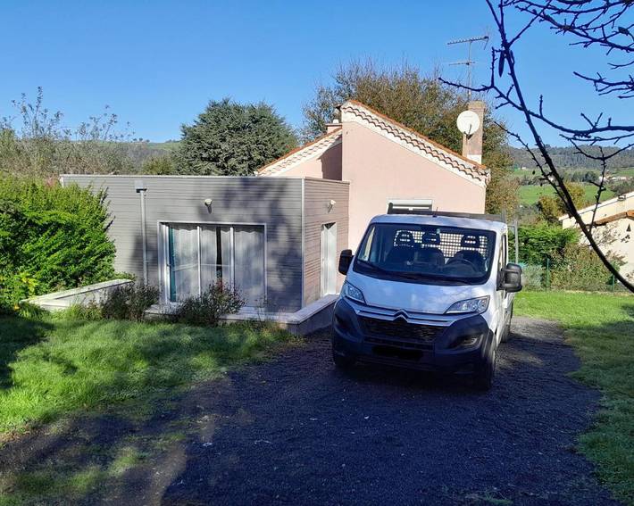 Location de vacances pour 5 personnes, avec jardin à Unieux - 2