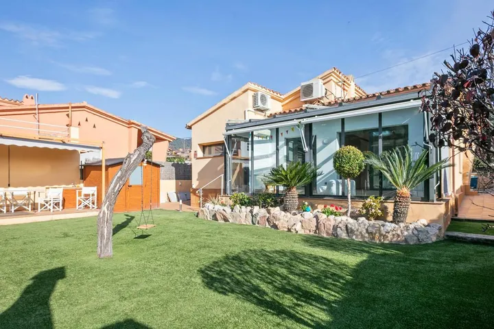 Casa de vacaciones para 4 personas, con jardín - 1