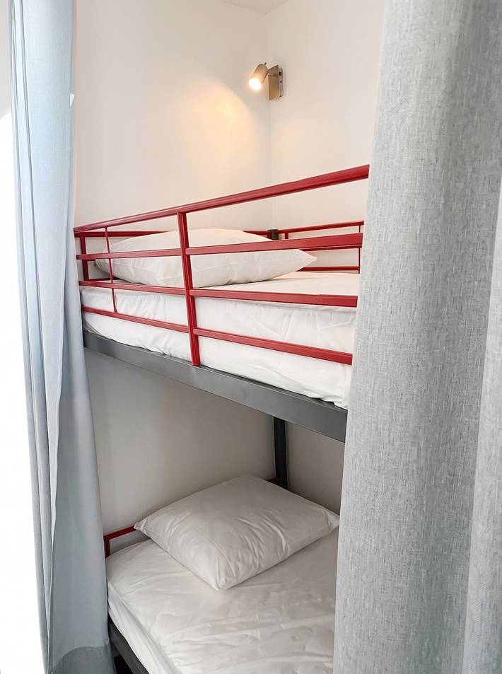 Studio entier, Studio moderne à Leucate avec terrasse de 21 m² in Port Leucate, Leucate