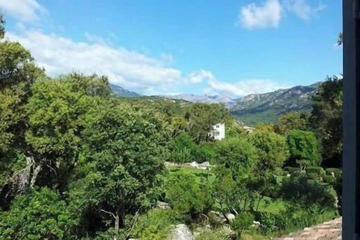 Maison avec jardin, calme, mer et vue sur le massif de l'Ospédale in Sainte-Lucie de Porto-Vecchio, Zonza