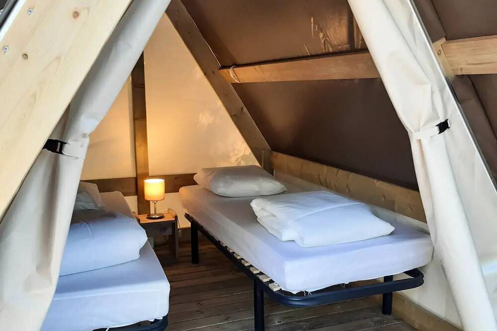 Lodge Mini Cannelle 6m² max 2 personnes 2 personnes in Carqueiranne, Côte méditerranéenne (France)