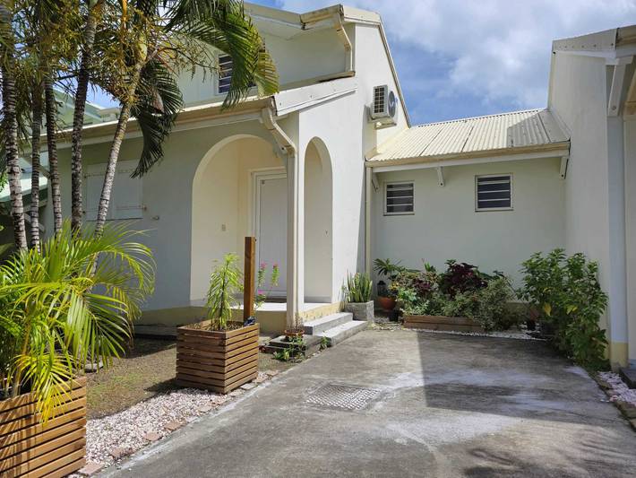 Location de vacances pour 4 personnes, avec terrasse à Sainte-Anne (Martinique) - 2