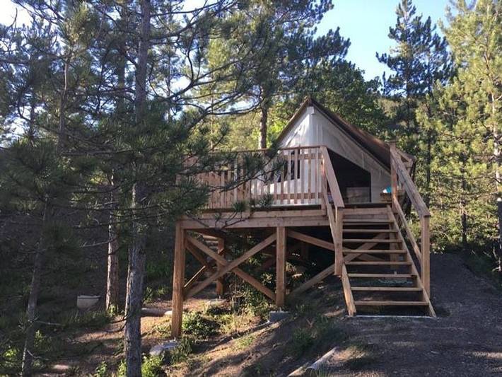 Camping für 5 Personen, mit Kinderpool in Alpes-de-Haute-Provence - 3