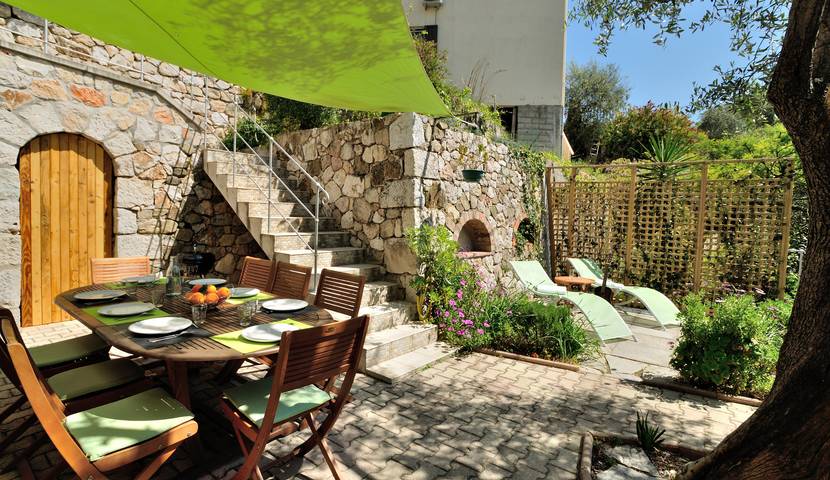 Ferienwohnung für 8 Personen, mit Garten - 1