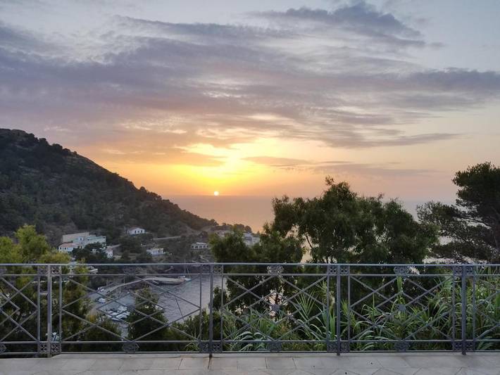 Gîte pour 2 personnes, avec jardin ainsi que vue et piscine à Ustica - 3