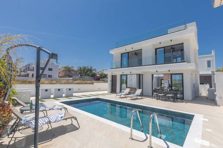 Gîte pour 6 personnes, avec Balcon/Terrasse et Jardin à Chypre