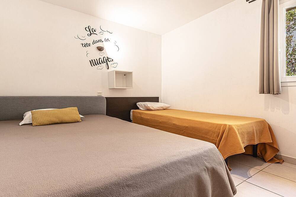 Maisonnette climatisée,vec terrasse, proche de la mer in Favone, Sari-Solenzara