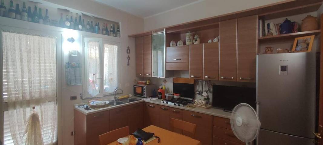 Maison d’hôte pour 5 personnes, avec vue ainsi que piscine et terrasse, animaux acceptés à Campofelice di Roccella - 3