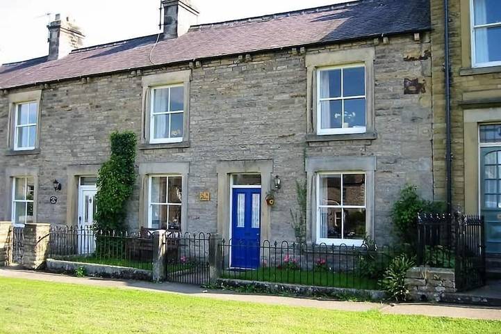Glamping for 6 people, with garden and terrace in Yorkshire Dales National Park