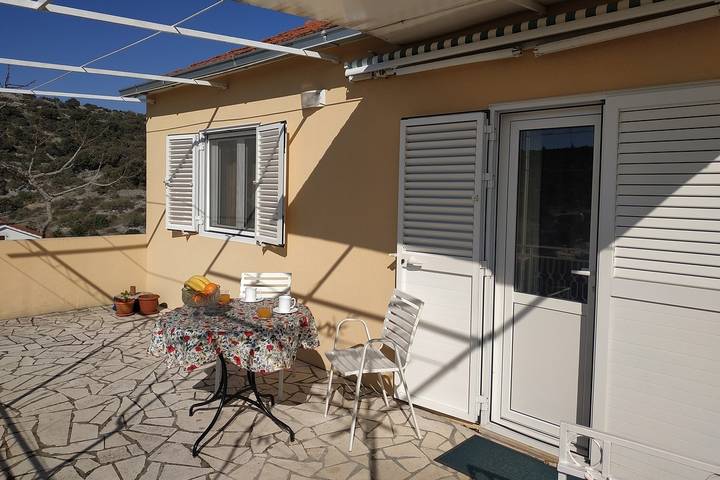Apartament wakacyjny dla 3 osób, z balkon/ taras w Kanica