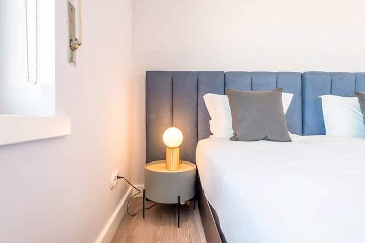 Ganze Wohnung, Rooftop Pied-à-terre private Sauna & Jacuzzi by Bentobox. in Lissabon, Costa de Lisboa