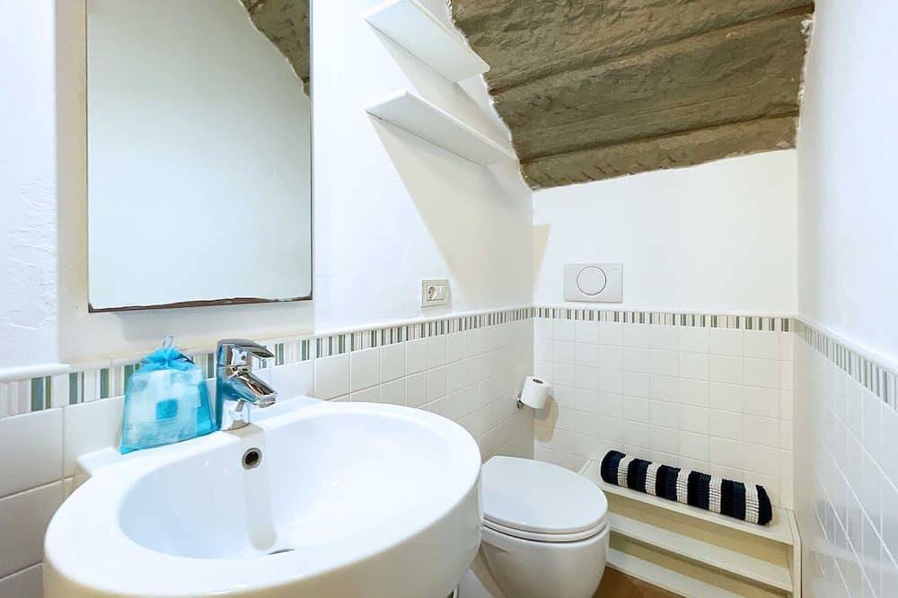 Apartamento entero, Casa Cotone - in the heart of Marciana Marina in Marciana Marina, Elba