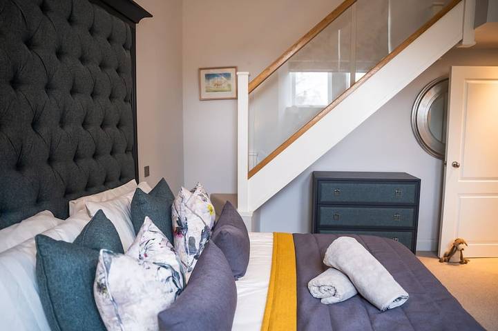 The Kinross Residence -  a beautiful apartment in Kinross sleeping six guests in Perthshire