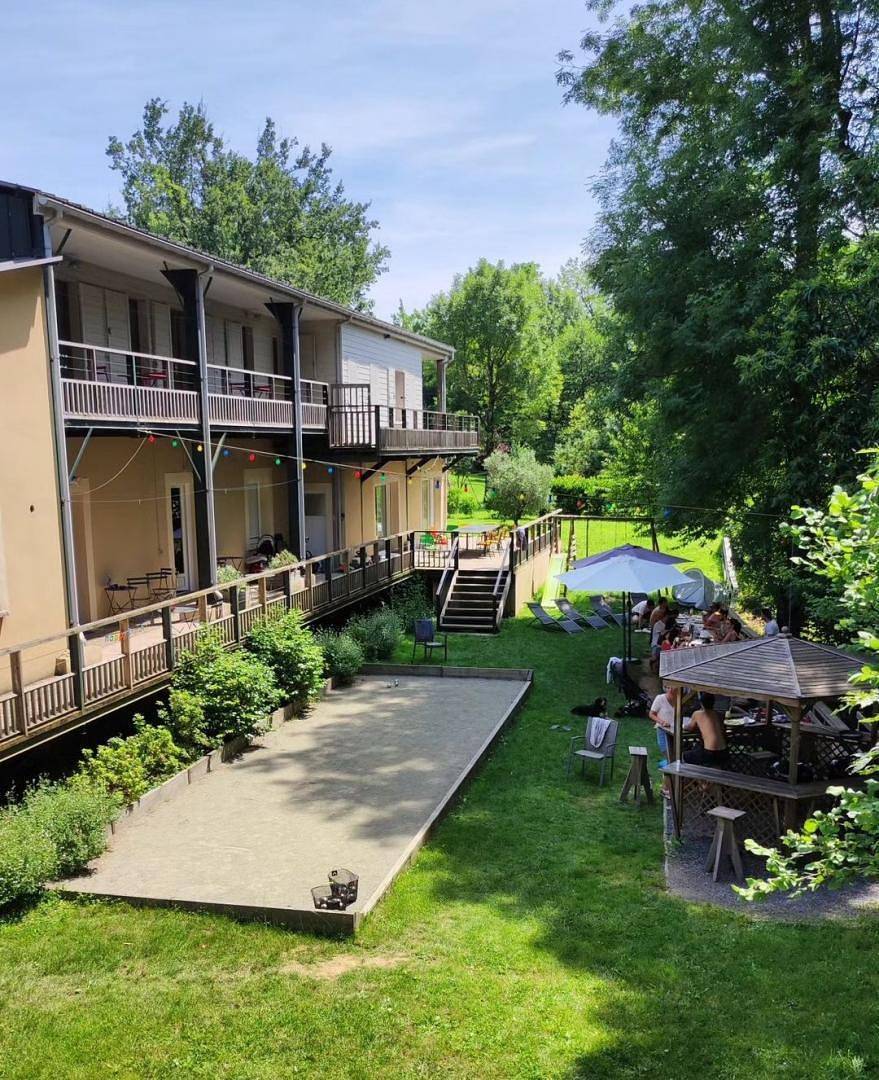 Casa de huéspedes para 21 personas con terraza in Pont-de-Larn, Región de Castres