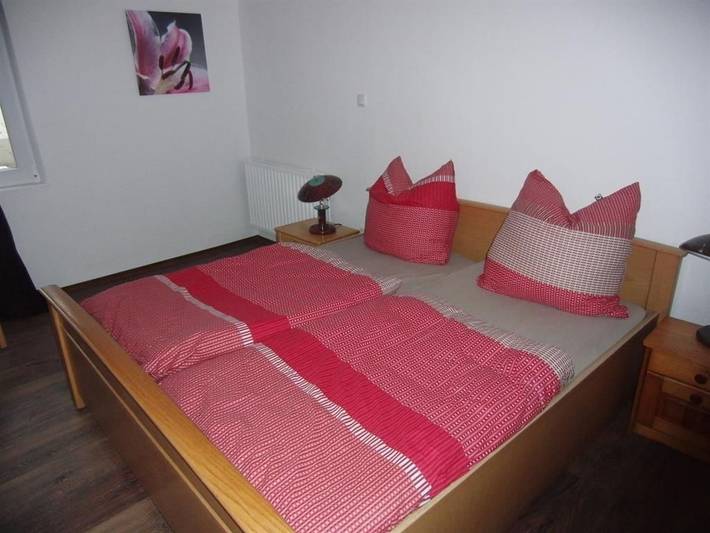 Ferienwohnung für 7 Personen, mit Terrasse und Garten in Hinte