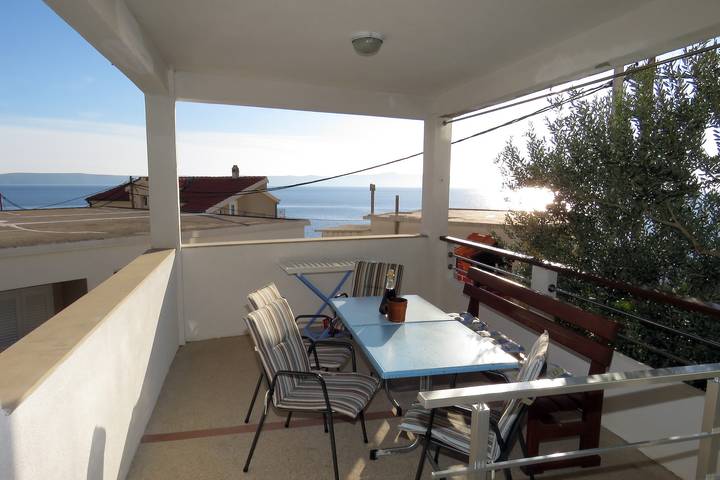 Apartament wakacyjny dla 6 osób, z Balkon/ taras w Drašnice