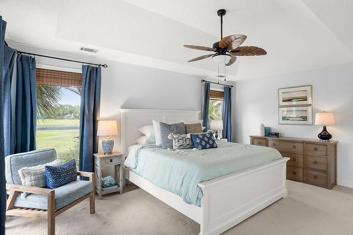 Vacation rental for 10 people, with terrace and pool, with pets in Fripp Island