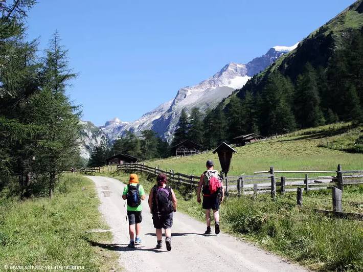 Chalet für 4 Personen, mit Sauna und Balkon sowie Pool in Kals am Großglockner