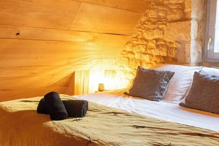 Location de vacances pour 2 personnes, avec jardin et terrasse, animaux acceptés à Castelnaud-la-Chapelle - 2