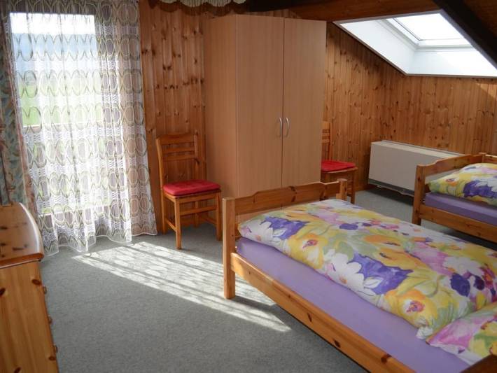 Gîte pour 5 personnes, avec jardin dans Canton du Jura - 4