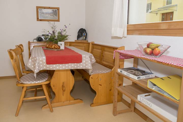 Ganze Ferienwohnung, Ferienwohnung Chasa Berry - Ferienwohnung 40 m2  für max. 5 Personen in Ftan, Unterengadin
