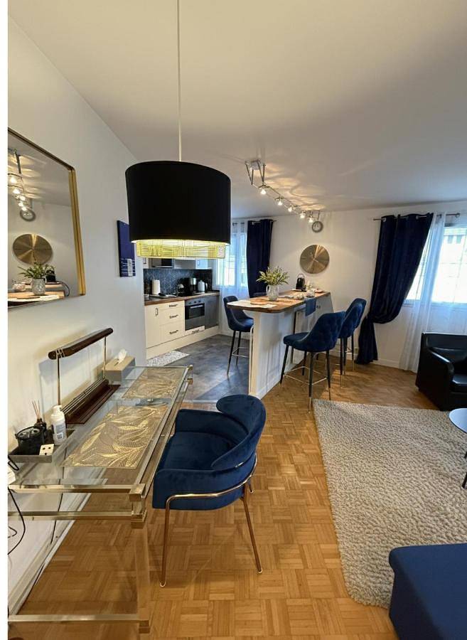 Gîte pour 4 personnes, avec vue et balcon à Sèvres - 3